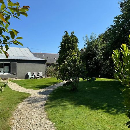 La Maison D'Amelie La Chapelle-Saint-Aubert Exterior foto