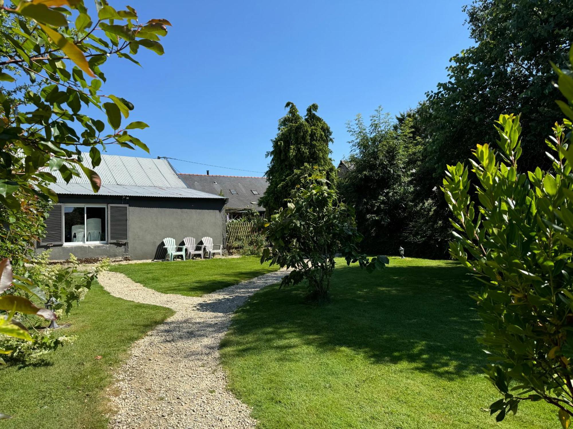 La Maison D'Amelie La Chapelle-Saint-Aubert Exterior foto